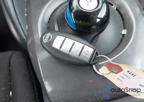 2022 Nissan Leaf S Plus 62 Kwh z USA, uszkodzony, nr VIN 1N4BZ1BV1NC552888